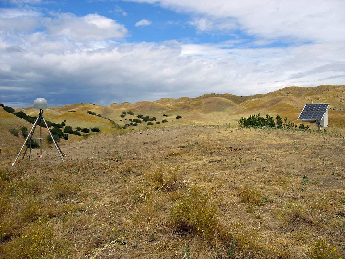 Measuring seismic activity